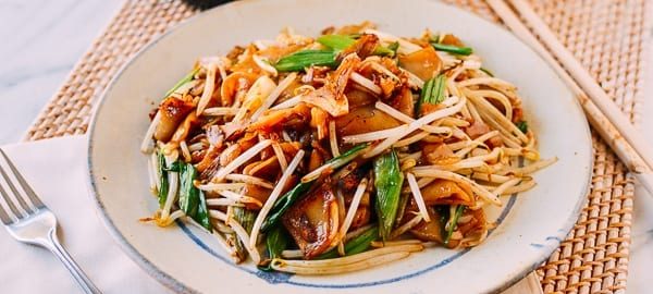 Fideos-tailandeses-del-hombre-pobre-10